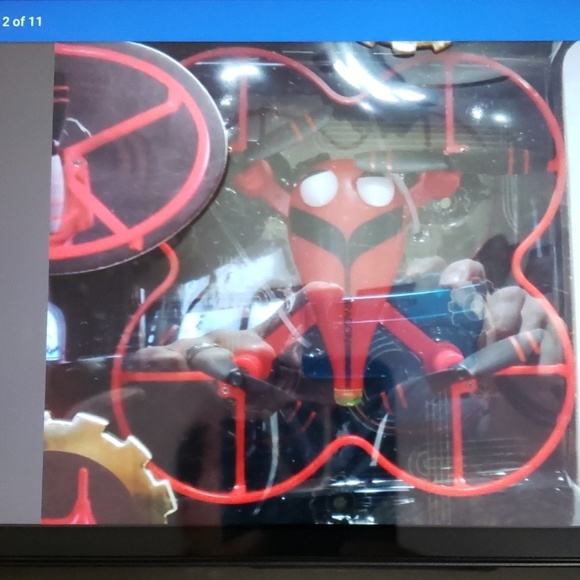 New F.A.O. Schwartz Easy Flight Drone - Picture 2 of 8